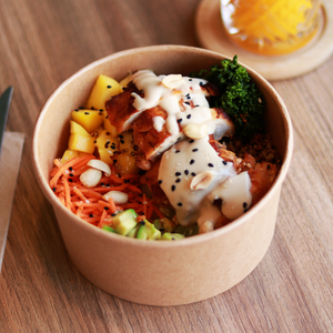 Poke Bowl Frango com molho de amendoim