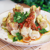 Raia assada com confit de pimentos