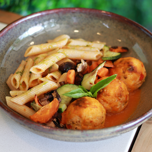 Almôndegas de Frango e Legumes