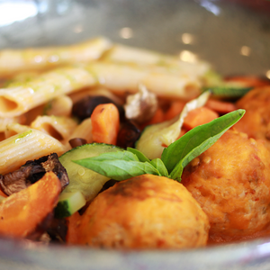 Almôndegas de Frango e Legumes