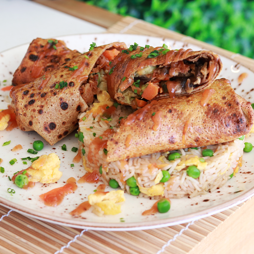 Crepes de Legumes com molho asiático