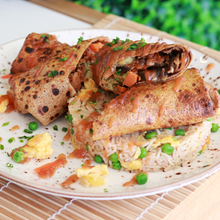 Carregar imagem no visualizador da galeria, Crepes de Legumes com molho asiático