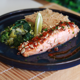 Tranche de Salmão com amêndoa e sweet chili
